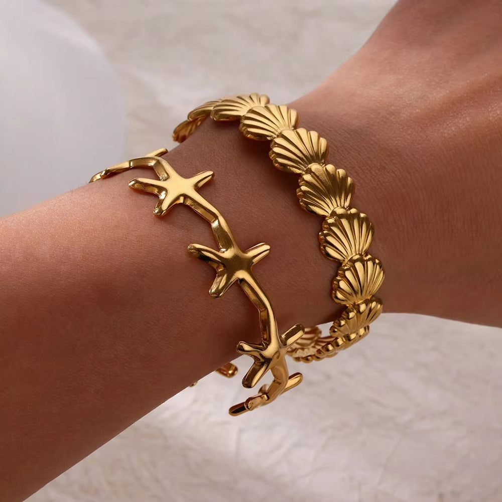 Holiday Stainless Steel Starfish Scallop Bracelet